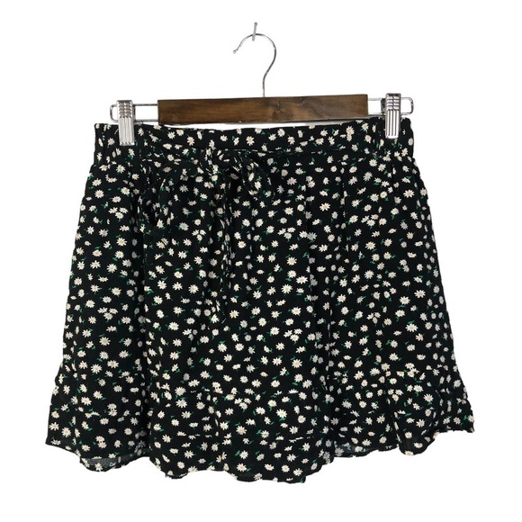 Zara Black Daisy Floral Mini Skort M - Picture 2 of 4